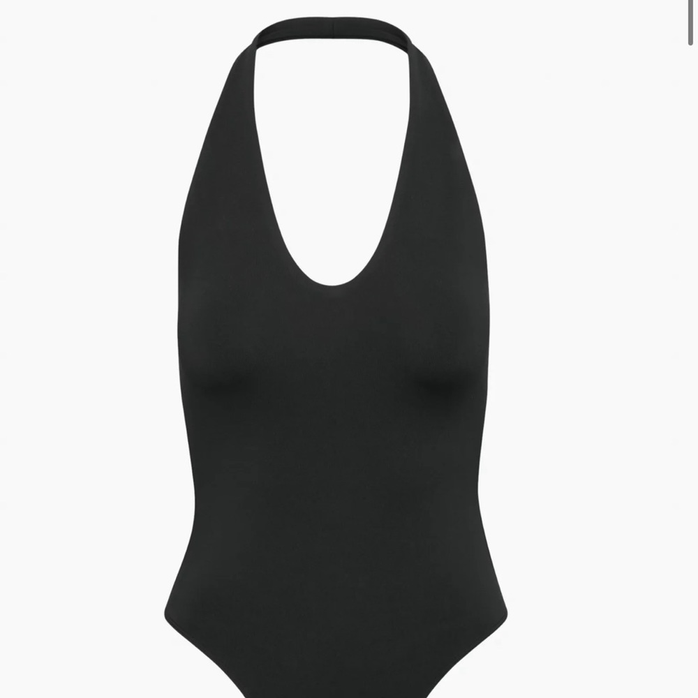Aritzia Contour Halter V-neck bodysuit